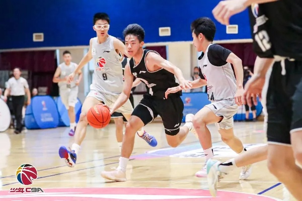 北京大学篮球队vs CBA 一场精彩对决